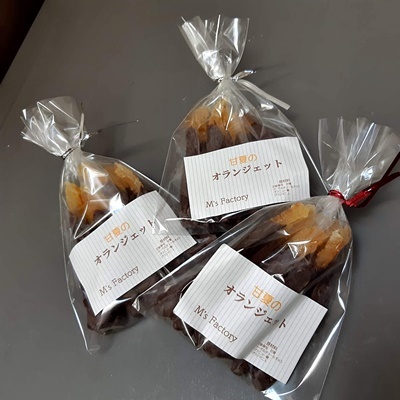 クーベルチュールチョコのテンパリングは難しい!_f0129726_20570170.jpg