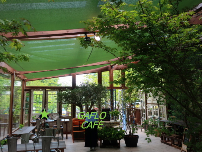 GAFLO CAFE by Flower FIELD ＊ フル オープンエアに改装されました！！_f0236260_00115638.jpg