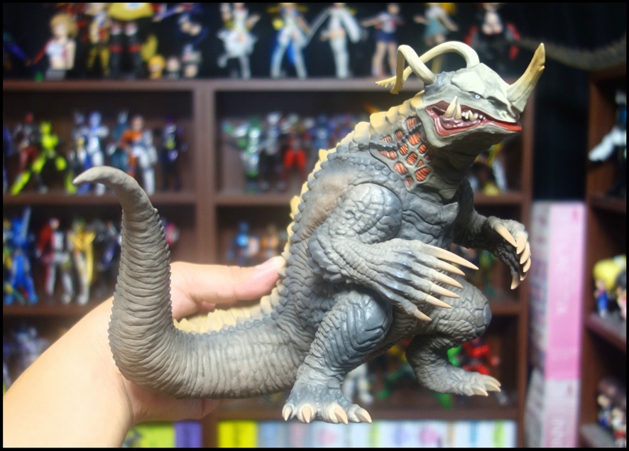 ガボラ＆クリア成型ネロンガ（マーミット）ソフビフィギュア2体