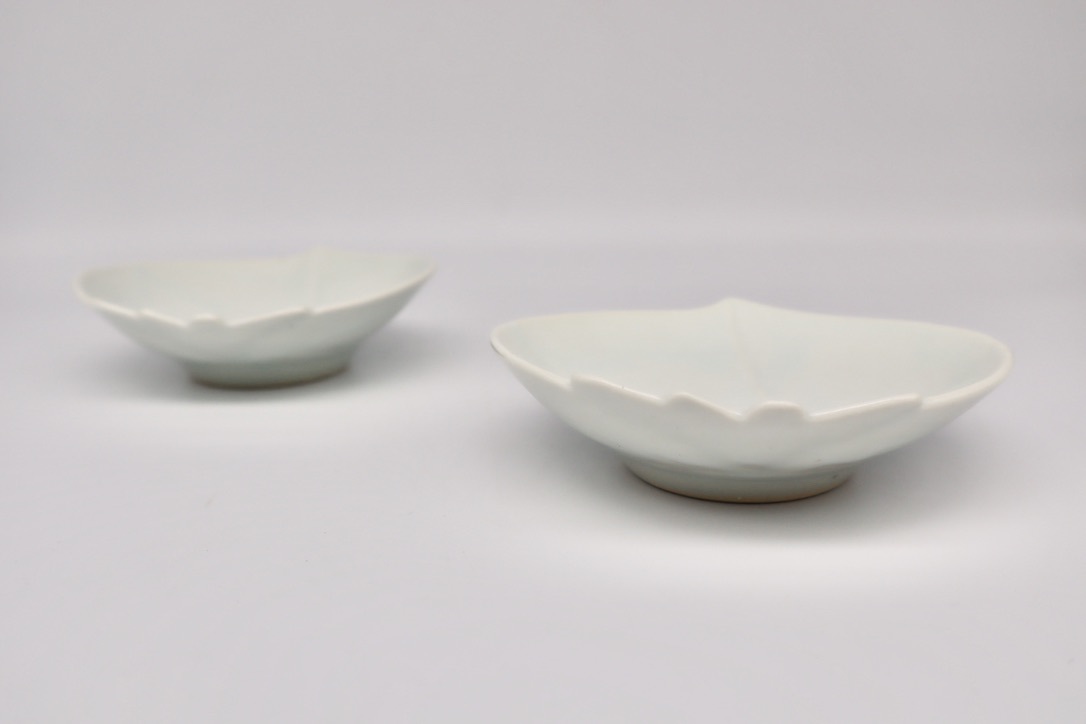 山口利枝 磁器のうつわ展_b0132442_14562309.jpeg