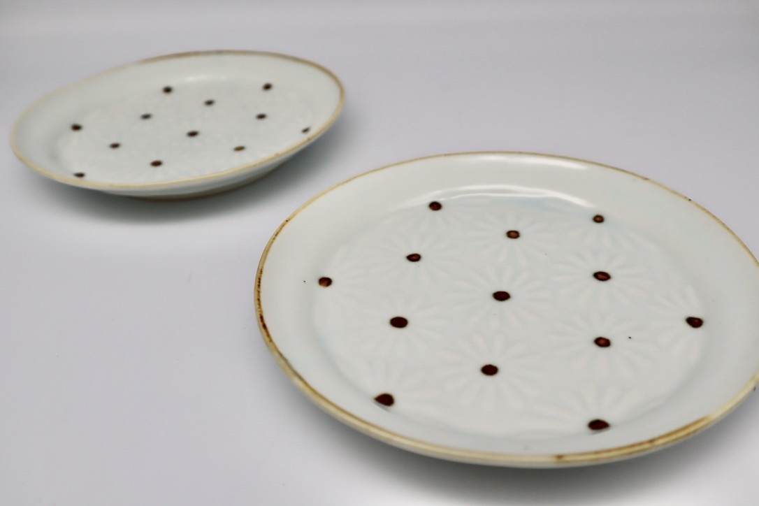 山口利枝 磁器のうつわ展_b0132442_14564806.jpeg