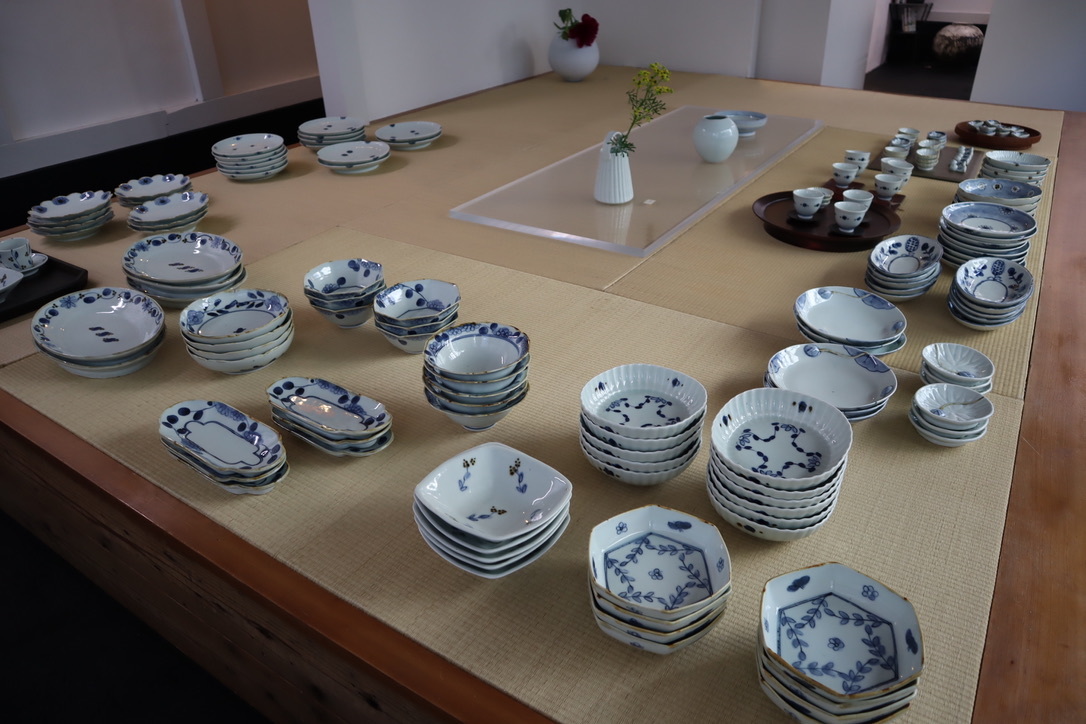 山口利枝 磁器のうつわ展_b0132442_17364182.jpeg