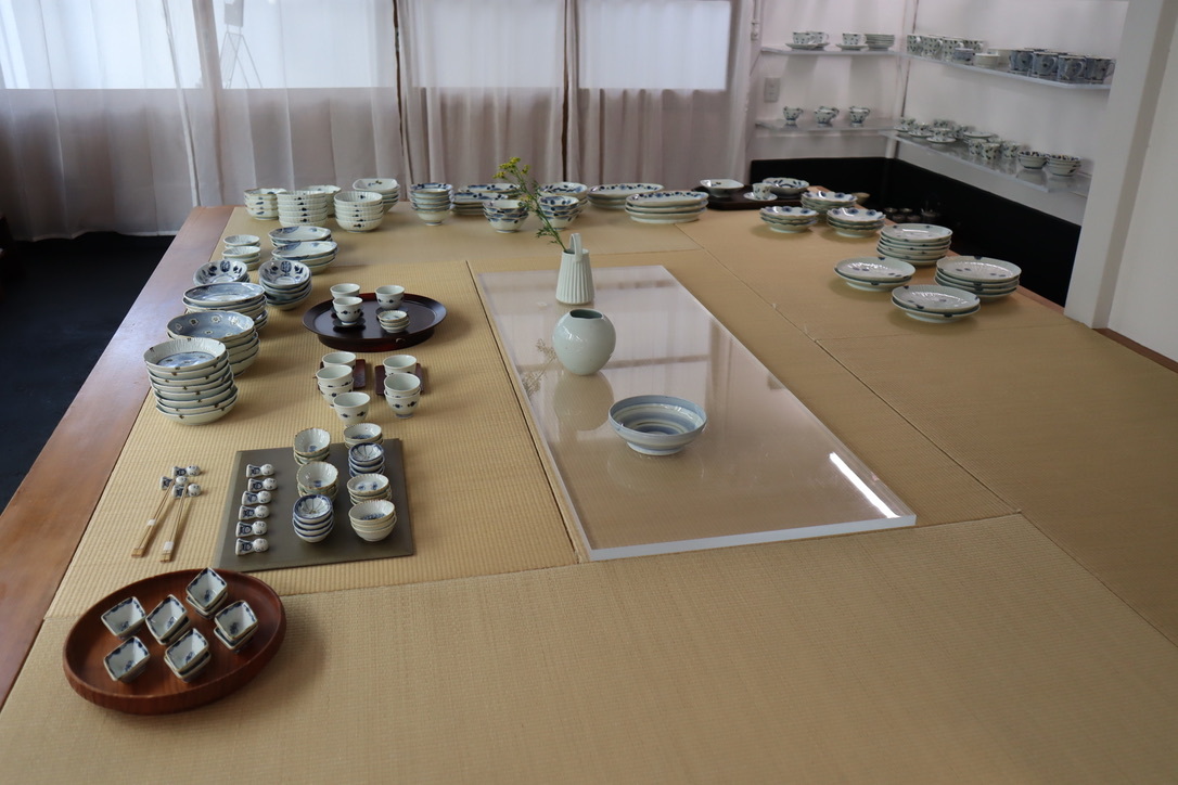 山口利枝 磁器のうつわ展_b0132442_17371585.jpeg