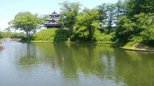 5/25 新緑の高田城址公園、一年で一番のくつろぎの場_b0161371_16275027.jpg