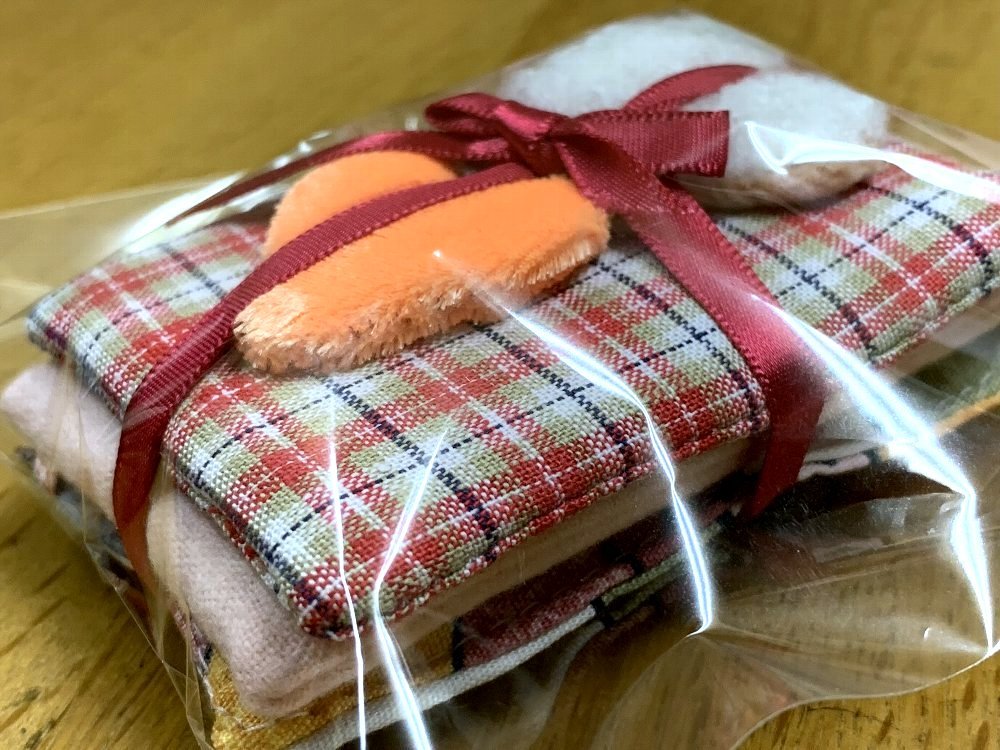☆小さいふわふわなもの・2種類☆_c0092953_00131415.jpg