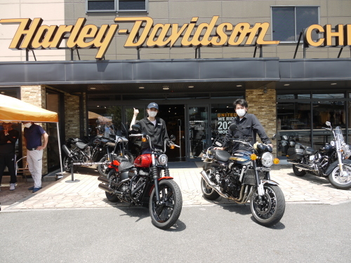 ストリートボブ納車です!_b0317459_12444953.jpg