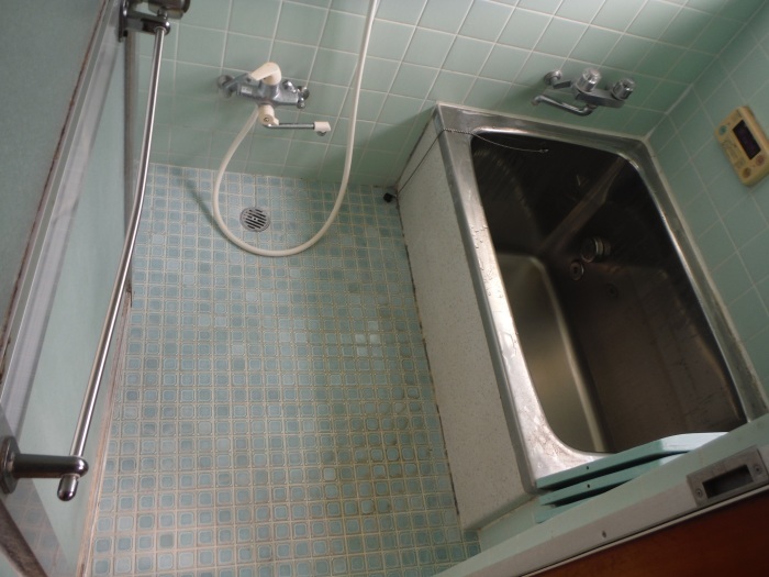 浴室・トイレ工事 ~ お悩みは。_d0165368_07134328.jpg