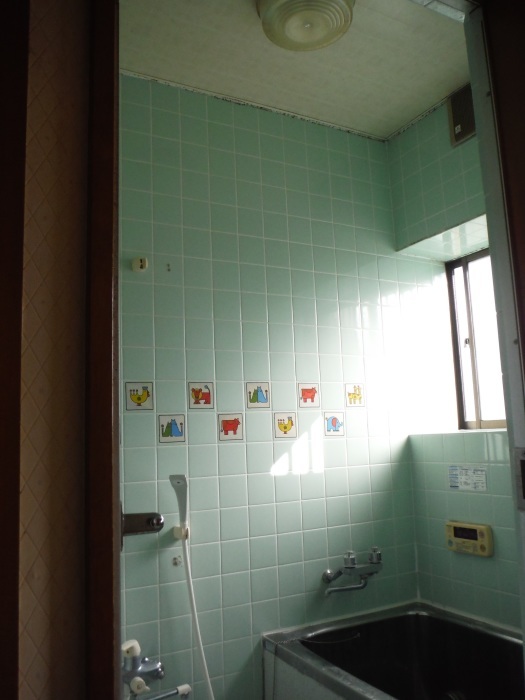 浴室・トイレ工事　～　お悩みは。_d0165368_07135393.jpg
