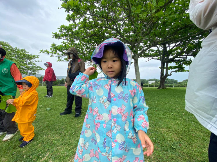 青空ようちえん〔週末〕草木であそぼう!(5/4)葉っぱや木の実を見つけたら楽しい発見がいっぱい!お花で作ったジャムが今日のおやつ!_d0363878_13543665.jpg