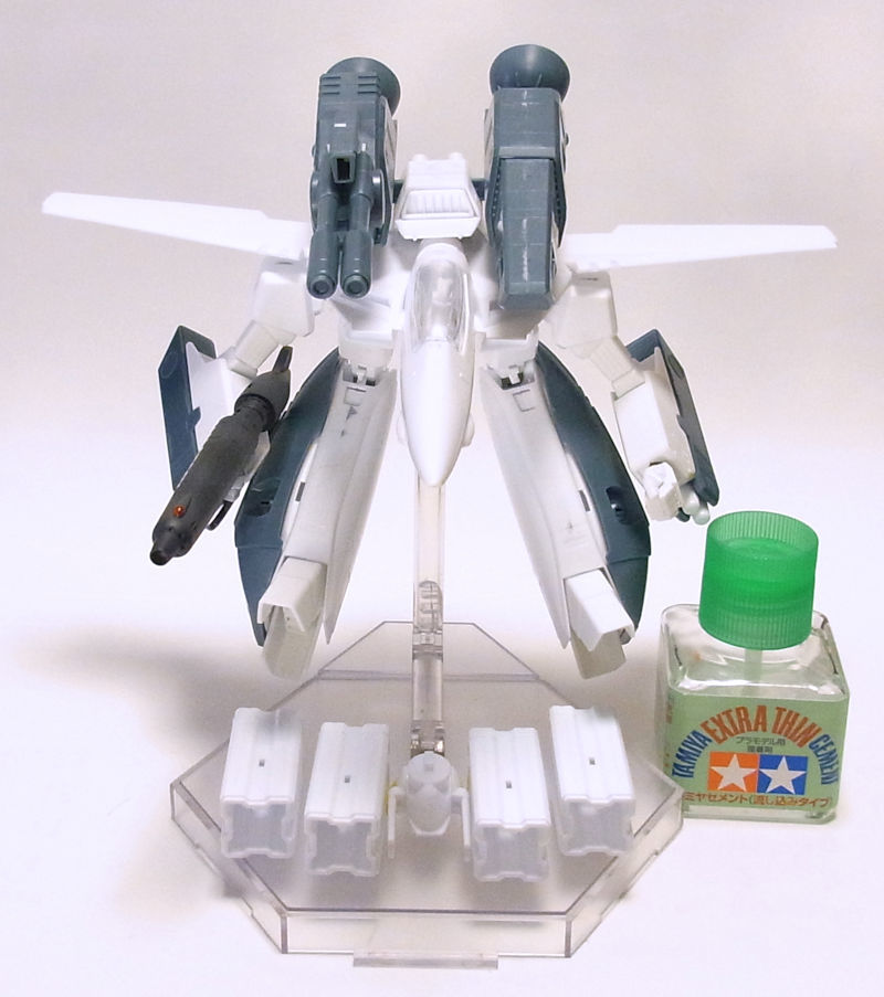 1/72・VF-1S ストライクガウォーク・一条機（劇場版） ３ 塗装中 : シン・シリウスまで8.6光年