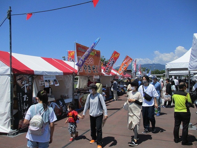 コロナを吹っ飛ばせ!! フルサイズで3年ぶりの開催 「富士のふもとの大博覧会2022」_f0141310_08080437.jpg
