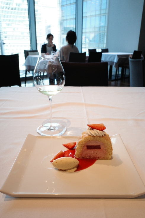 アルカナ東京   東京都千代田区丸の内/フランス料理_a0287336_16412634.jpg