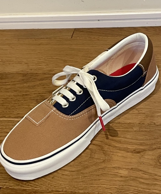 VANS EAR Europe Limited MODEL ★★_d0152280_09154488.jpeg
