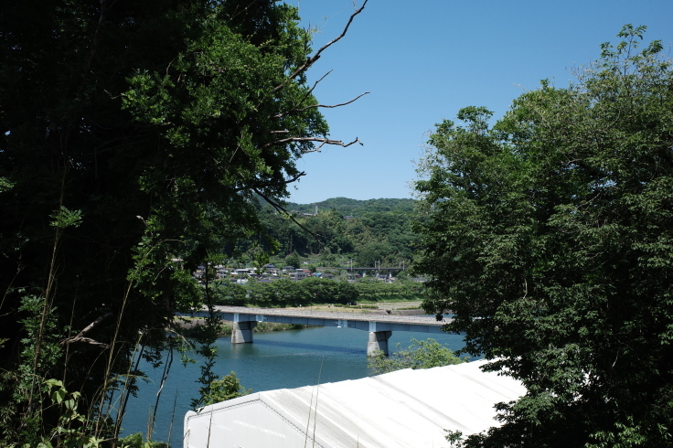 shirotenari (シロテナリ)    山梨県上野原市鶴嶋/カフェ 自然食 コーヒー オーガニック_a0287336_17114832.jpg