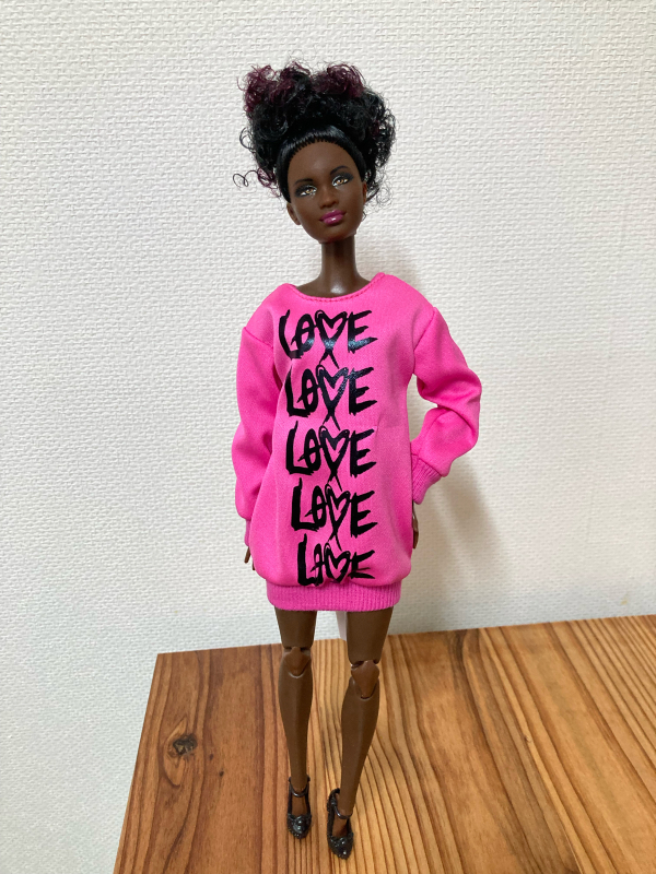 バービーを、スタンド無しで立たせる方法 : Barbie Bomb!!