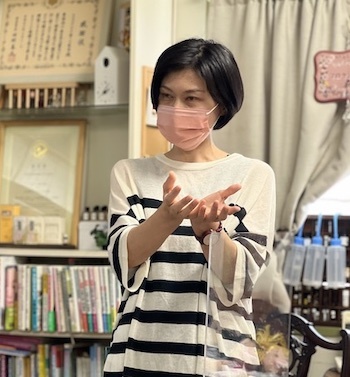 第3期生アロマ講師のためのインストラクション2回目は精油化学骨格のところとスピーチのところ。_a0191183_13592996.jpg