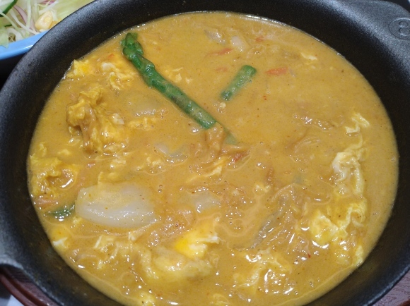 6/5夜勤前飯 松屋 松屋風プーパッポンカレー並盛生野菜サラダ付￥790_b0042308_19040378.jpg