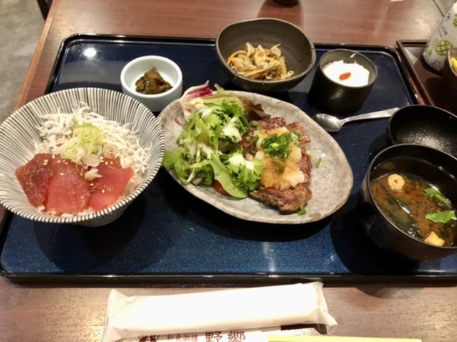 【二色丼と牛ステーキセット】野饗(のあえ)_b0009849_13424216.jpeg