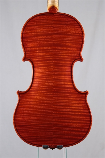 思い出話③　宮地楽器さんの歴代展示ヴァイオリンのご紹介。_d0047461_16315808.jpg