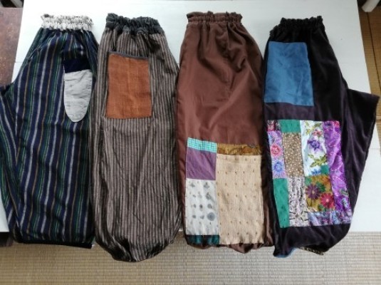 早川ユミYUMI'S WORKS パンツ(えみおわす百草puente