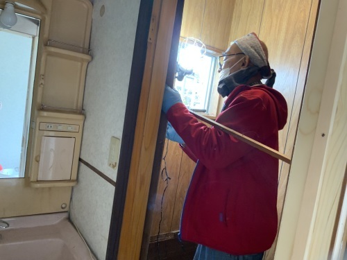 工事3日目・クロス完成・トイレが大変!!!_f0031037_19472032.jpg