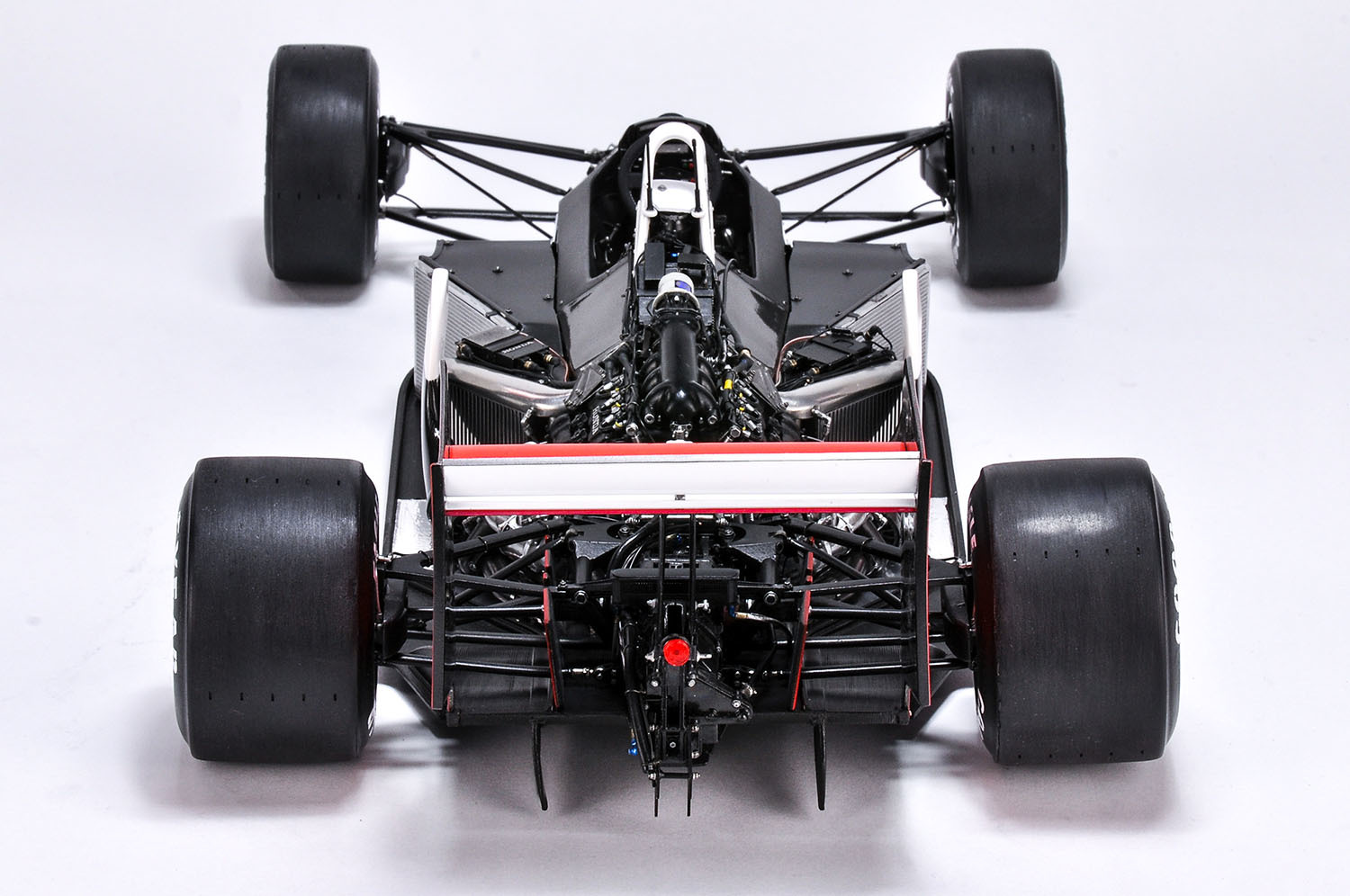1/12scale Fulldetail Kit : McLaren MP4/4_d0355171_18035248.jpg