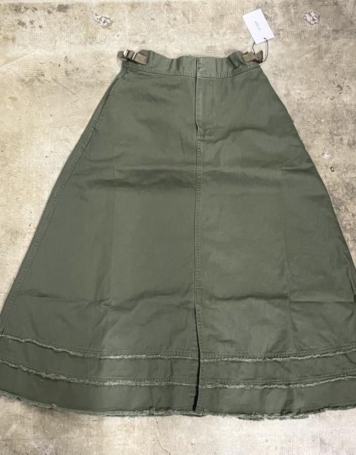 KHA:KI すばらしい「LONG SKIRT」★★_d0152280_04555604.jpeg