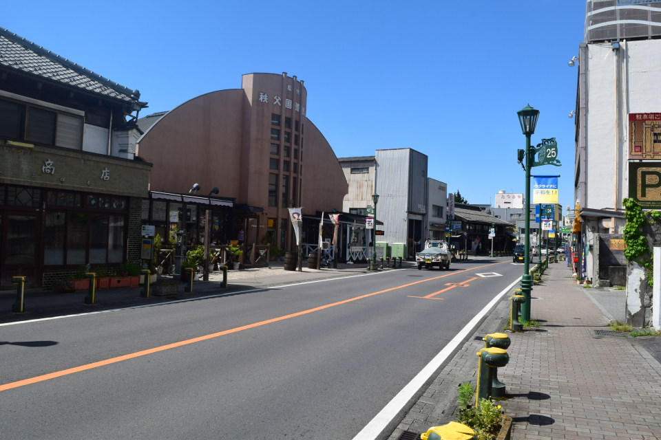 埼玉県秩父市の旧松竹秩父国際劇場(昭和モダン建築探訪)_f0142606_04293806.jpg