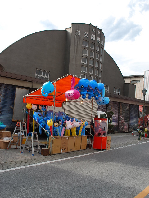 埼玉県秩父市の旧松竹秩父国際劇場(昭和モダン建築探訪)_f0142606_05151600.jpg