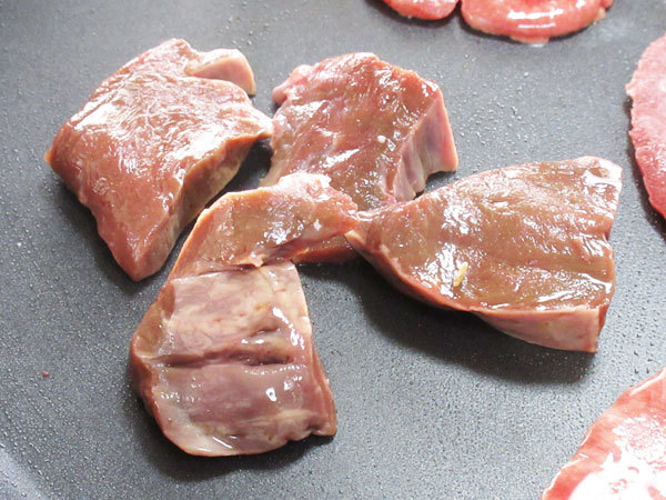 【星山食肉店】購入したお肉、ホルモンで焼肉パーティーしました！_c0152767_08524531.jpg