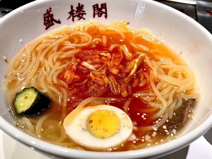 盛楼閣（盛岡駅前）カルビ・レバー・ホルモン・冷麺に瓶ビール！_c0212604_06021042.jpeg