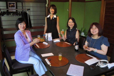 肴はあぶったイカでいい♬_b0141773_22513426.jpg