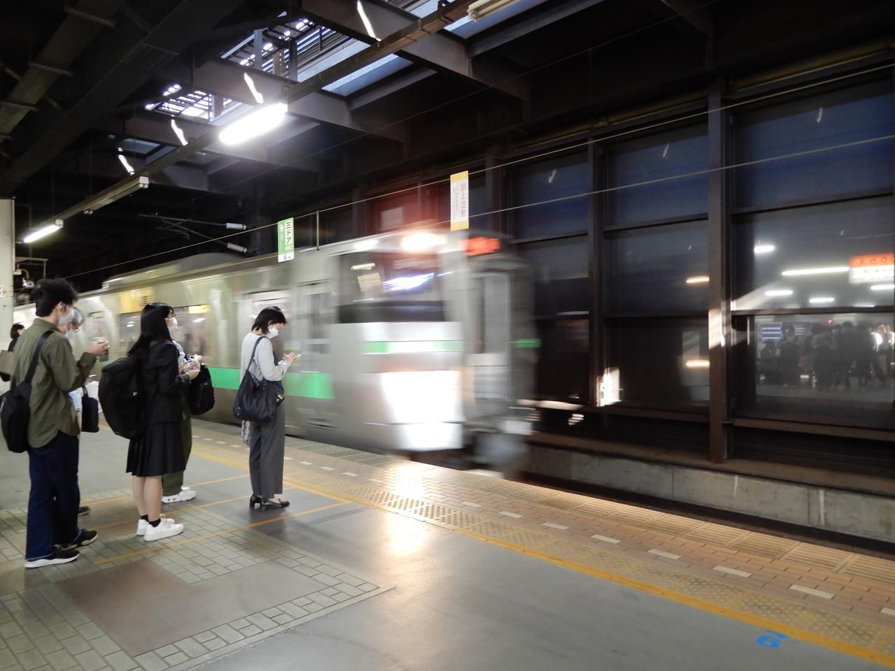気温も上がり、天気も回復、いざ小樽へ_c0025115_23504201.jpg