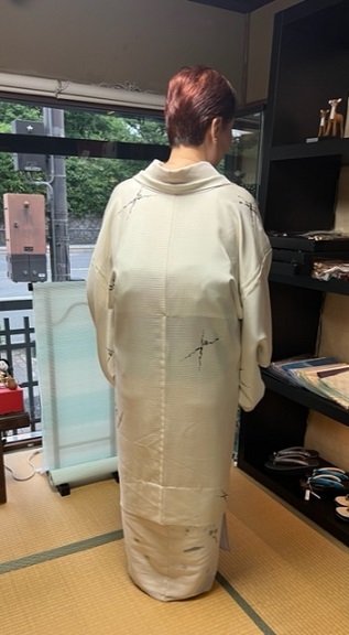 三年ぶりの京都・キティさん素敵な着物姿でご来店。_f0181251_17115057.jpg