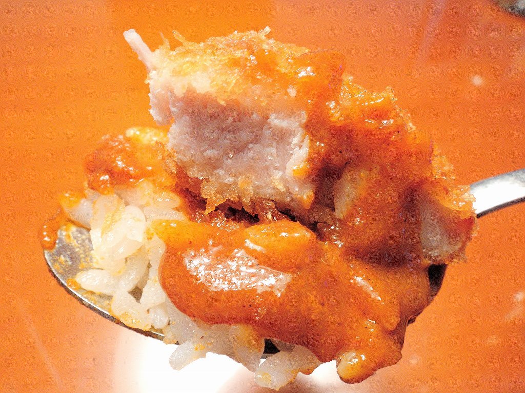 オーケーストアのお弁当(ロースかつカレー)@自宅_b0418600_16431665.jpg