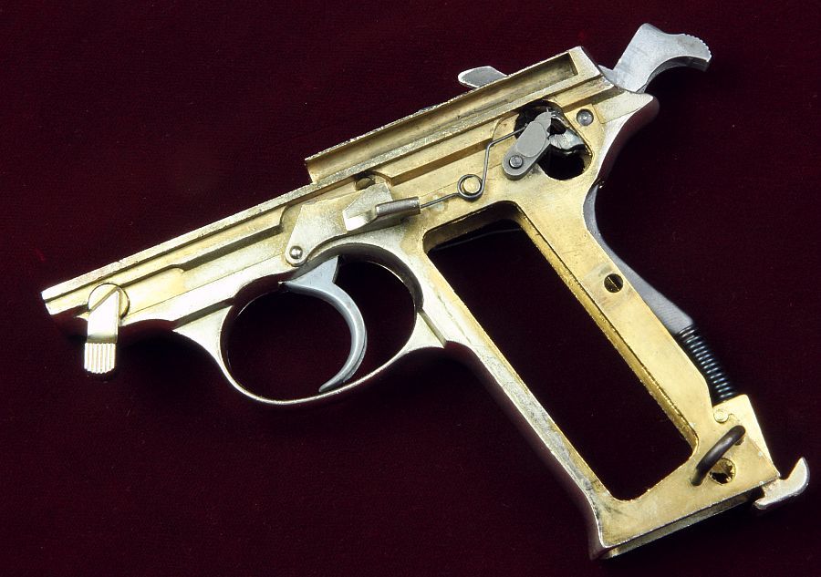 CMC。ワルサーP38ホルスター。TOKYO CMC、WALTHER P38、WWⅡ CMC。ワルサーP38ホルスター。TOKYO CMC、WALTHER P38、WWⅡ