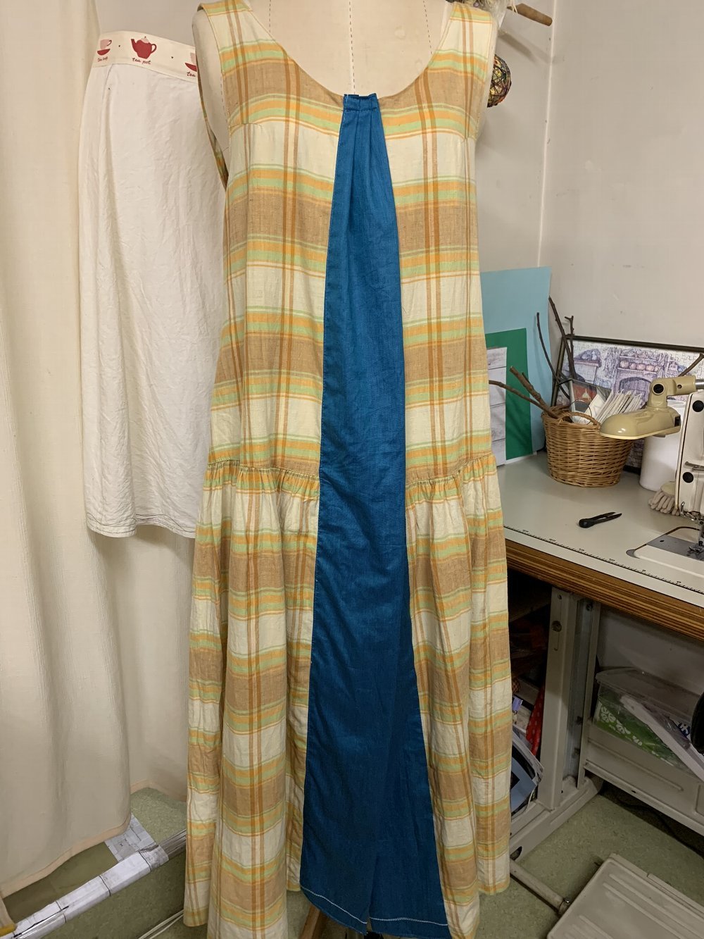部屋着ワンピのリメイク ガジャのねーさんの 空をみあげて Hazle Cucu