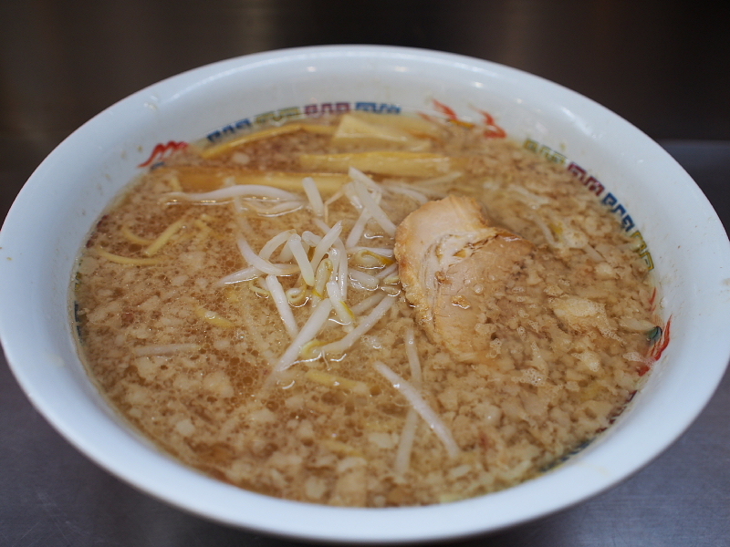 【千駄ヶ谷 ホープ軒】一時代を築いた、東京の代表的クラシックラーメン_b0008655_23071035.jpg