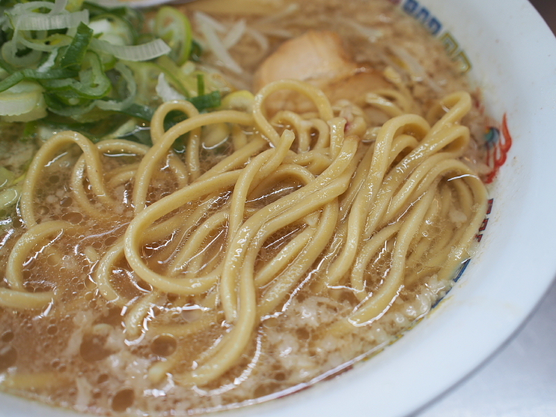 【千駄ヶ谷 ホープ軒】一時代を築いた、東京の代表的クラシックラーメン_b0008655_23095836.jpg