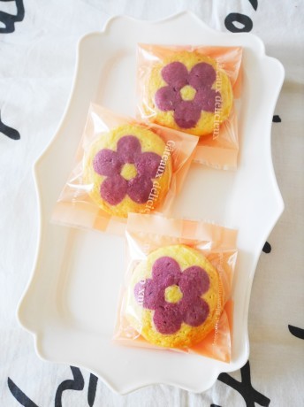 お花のアイスボックスクッキー This Is Delicious