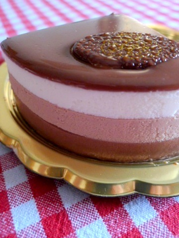 三つの味のババロアケーキ_d0006400_00394338.jpg