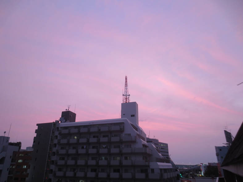  ■梅雨の合間の夕焼け尽くし──週替わりの夕暮れ［6/14-19］_d0190217_23442833.jpg