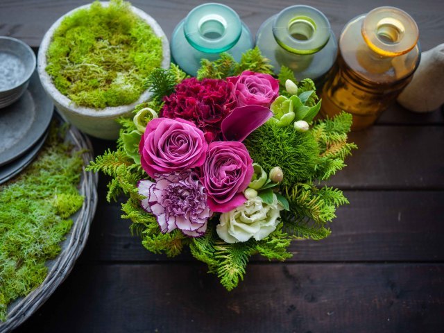 居酒屋さんの10周年にアレンジメント 平岸1にお届け 22 06 14 札幌 花屋 Mell Flowers 居酒屋さんの10周年にアレンジメント 平岸1にお届け 22 06 14 札幌 花屋 Mell Flowers