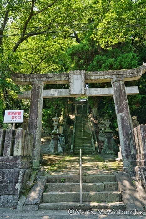 横島熊野座神社-鳥居と石段_e0135098_19295880.jpg
