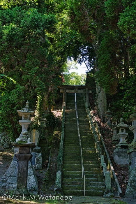 横島熊野座神社-鳥居と石段_e0135098_19301950.jpg