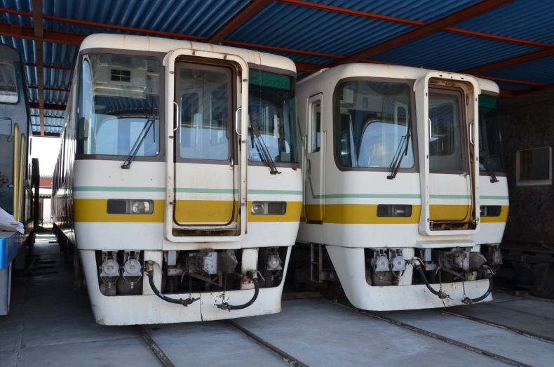 名鉄キハ8500系の保存車 : 饂飩と蕎麦 名鉄キハ8500系の保存車 : 饂飩と蕎麦