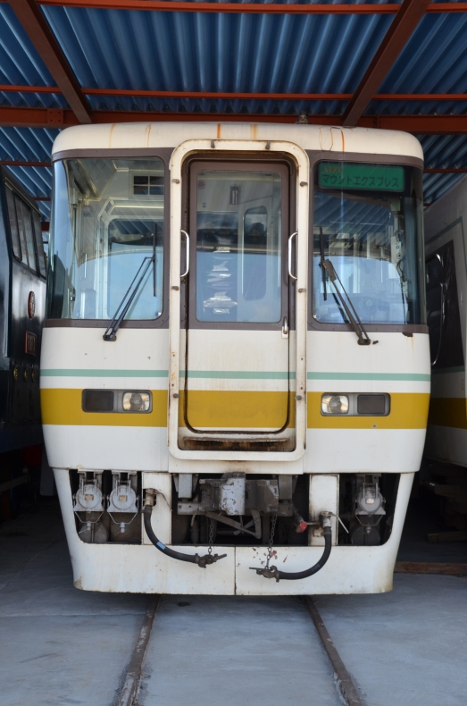 名鉄キハ8500系の保存車 : 饂飩と蕎麦 名鉄キハ8500系の保存車 : 饂飩と蕎麦