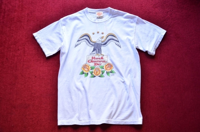 愛と平和に溢れたナイスグラフィックTee!!_c0167336_20185808.jpg