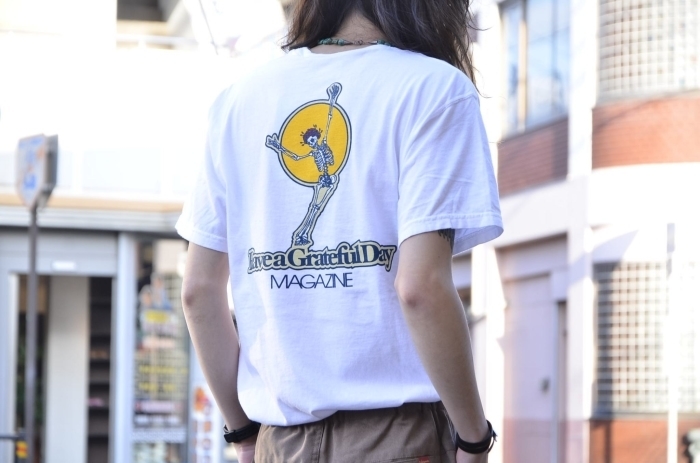愛と平和に溢れたナイスグラフィックTee!!_c0167336_20240973.jpg