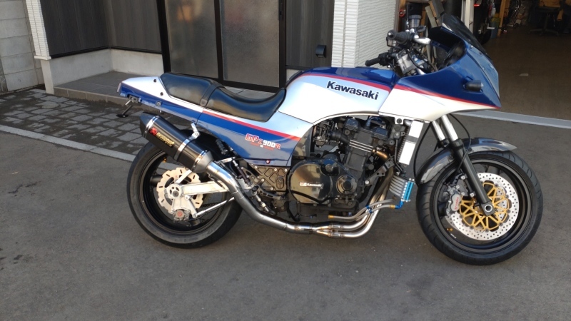 GPZ900R カスタム_b0347452_15200967.jpg